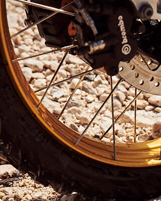 Detail des Vorderrads der neuen BMW F 850 GS Adventure
