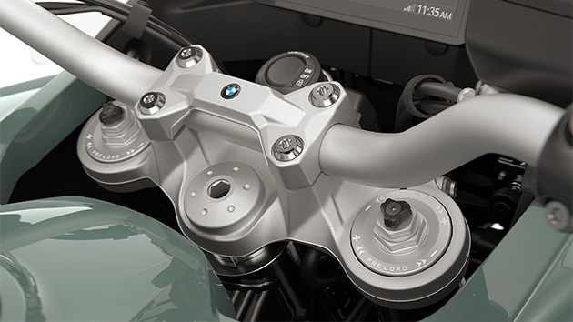 Die einstellbare Gabel der F 900 GS Adventure von BMW Motorrad