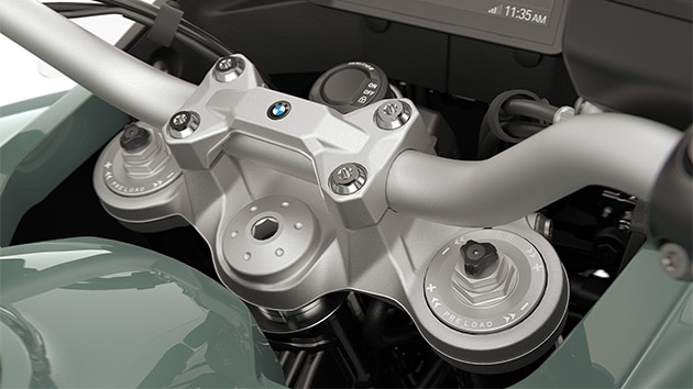 Die einstellbare Gabel der F 900 GS Adventure von BMW Motorrad