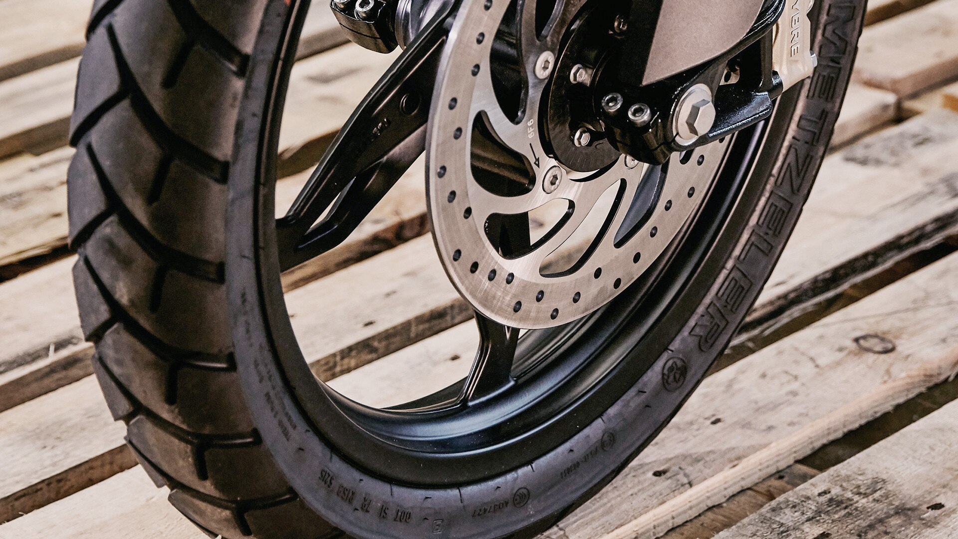 G 310 GS Serienbereifung