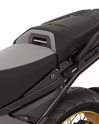 Komfortfahrersitz und Komfortsitz Sozius inklusive Sitzheizung