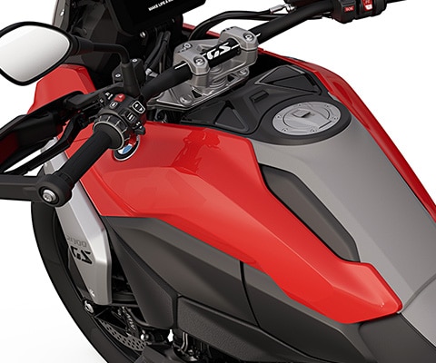 Die durchgängige Tank-Sitzbanklinie der R 1300 GS von BMW Motorrad