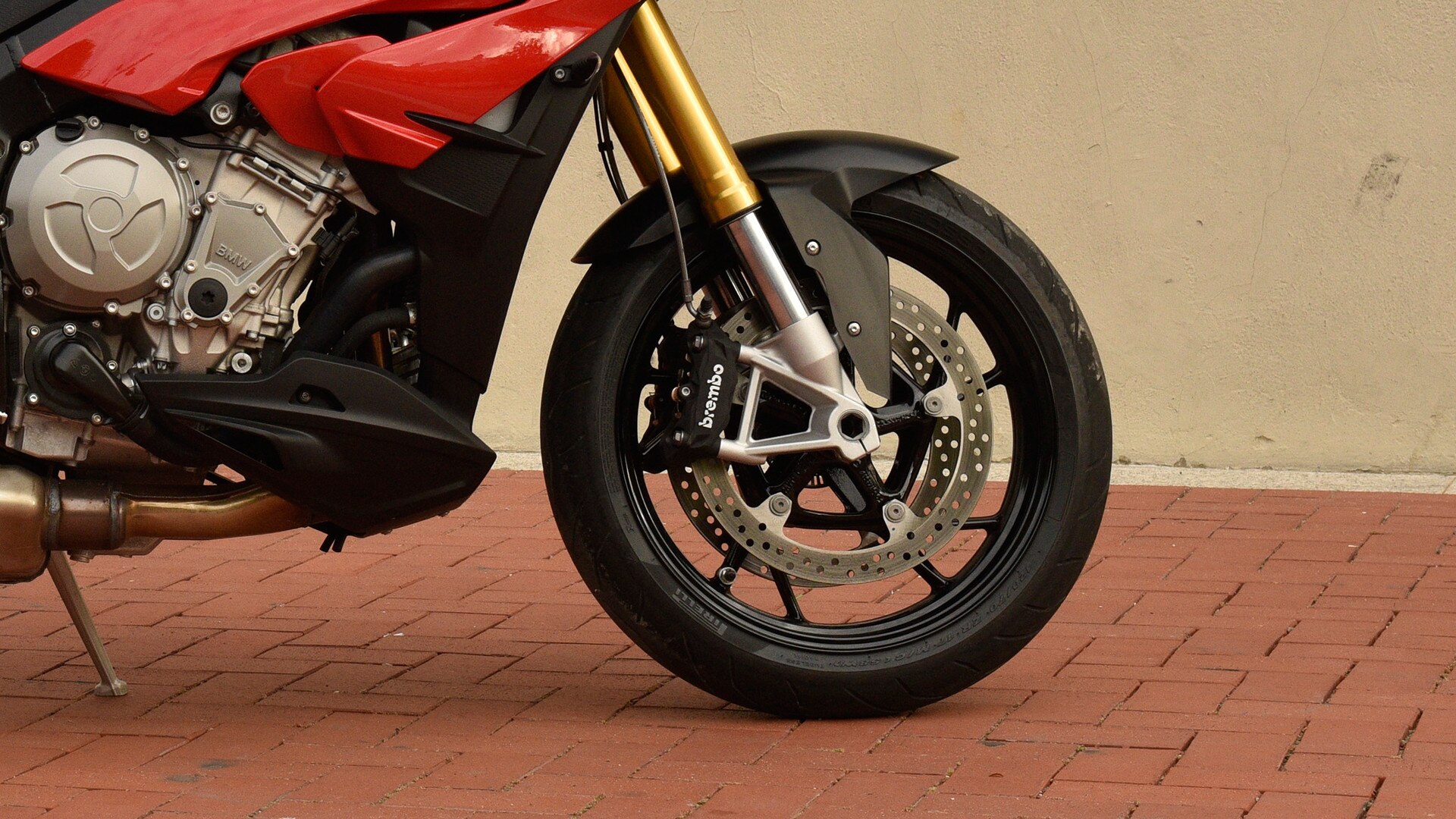 S 1000 XR Aluminium-Gussräder mit Winkelventil