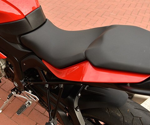 S 1000 XR Ergonomisch gestaltete Sitzbank