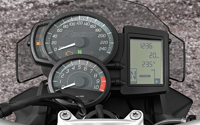 F 800 R Multifunktionales Kombi-Instrument