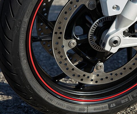 F 800 R Räder in dynamischem Design