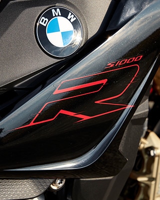 S 1000 R „R“-Logo
