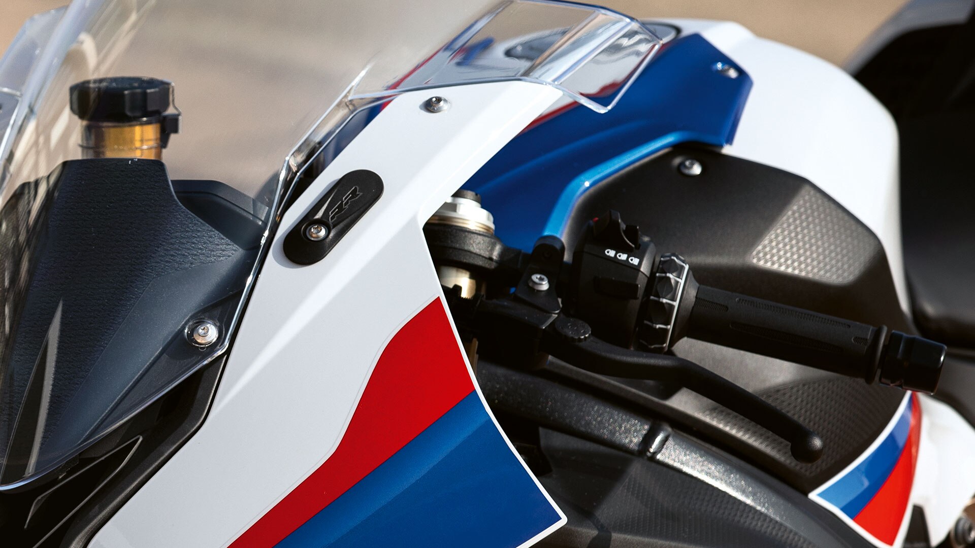 BMW RR Multicontrol am Lenker