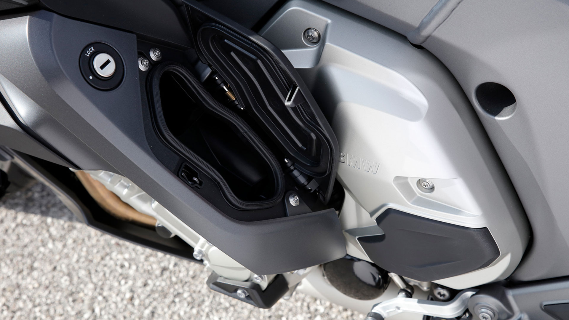 K 1600 GT Staufächer