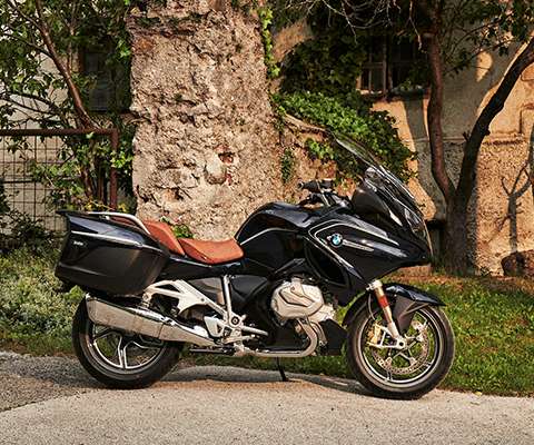 BMW R 1250 RT mit brauner Option 719 Sitzbank