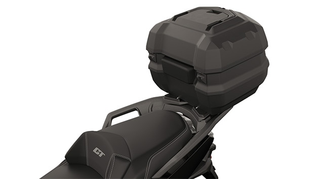 Die neue, optionale Gepäckbrücke des C 400 GT von BMW Motorrad