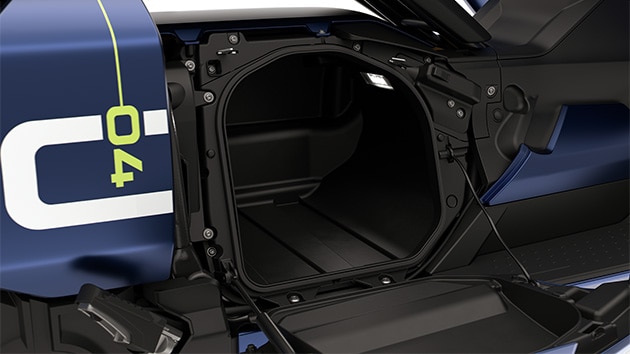 Side Loading des CE 04 von BMW Motorrad