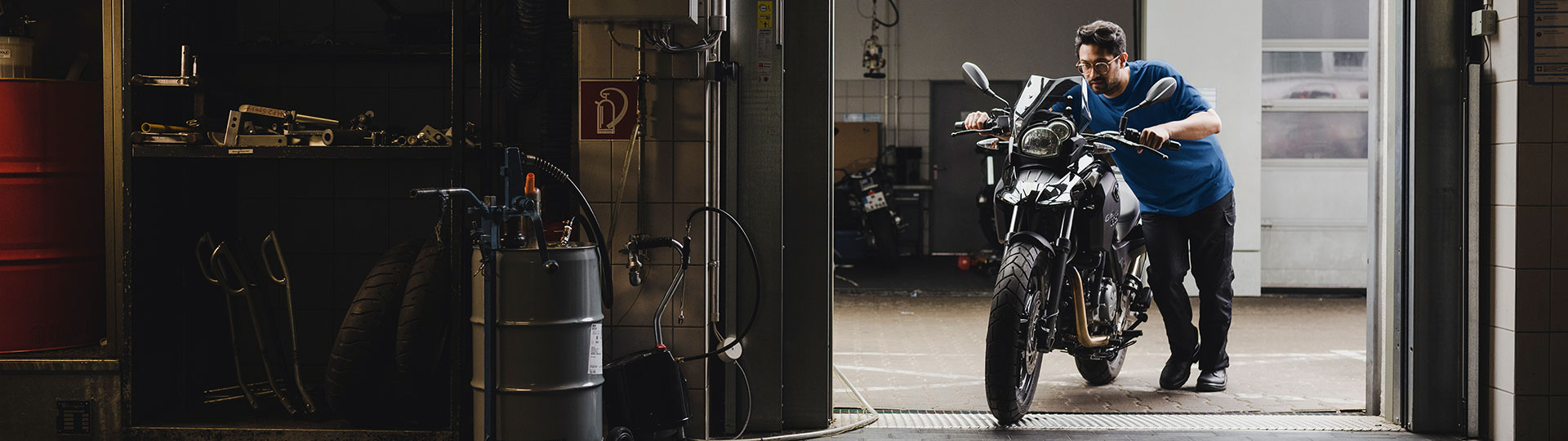 Bmw bike service top